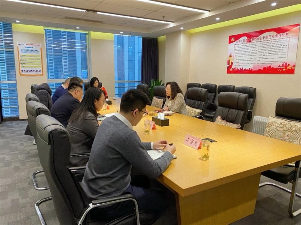 集團(tuán)黨委副書(shū)記、總經(jīng)理黃蓓調(diào)研園區(qū)集團(tuán)并召開(kāi)民主生活會(huì)征求意見(jiàn)座談會(huì)